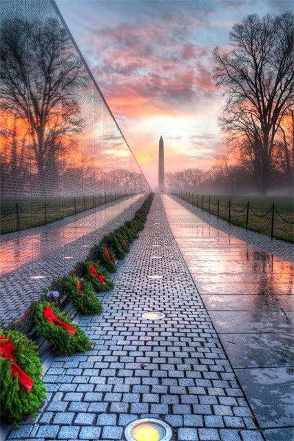 Vietnam Veterans Memorial at Sunrise  (Photo by Angela B. Pan)